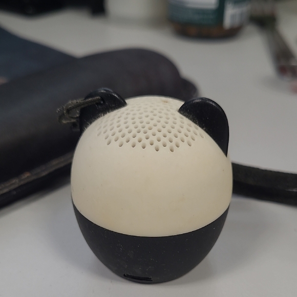 Panda Portable Speaker - Picture 2 of 3